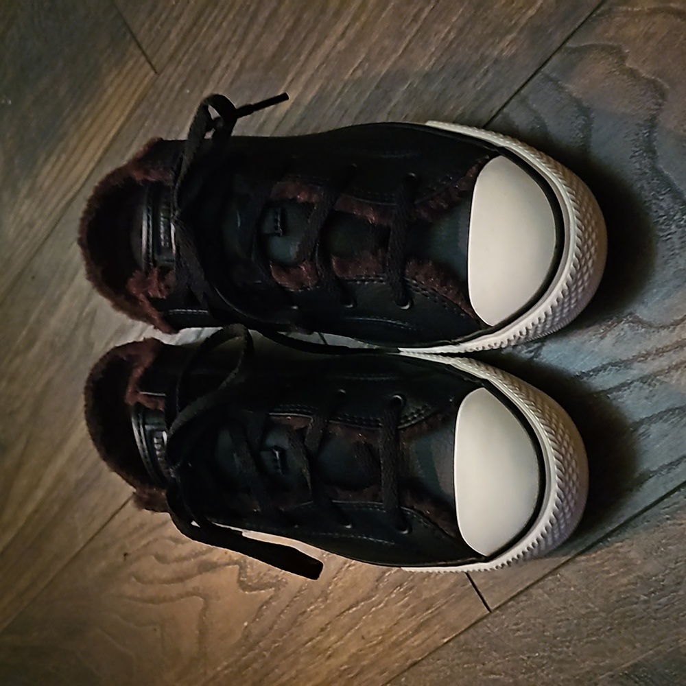 Womens Leather Converse All Star Slip On Size 8.5 Black/Plum NWOT